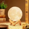 Ночник Светильник настольный 3D Moon Light Lamp Луна на пульте и сенсорное управление 15 см с аккумулятором 16 цветов (D-2019091080)